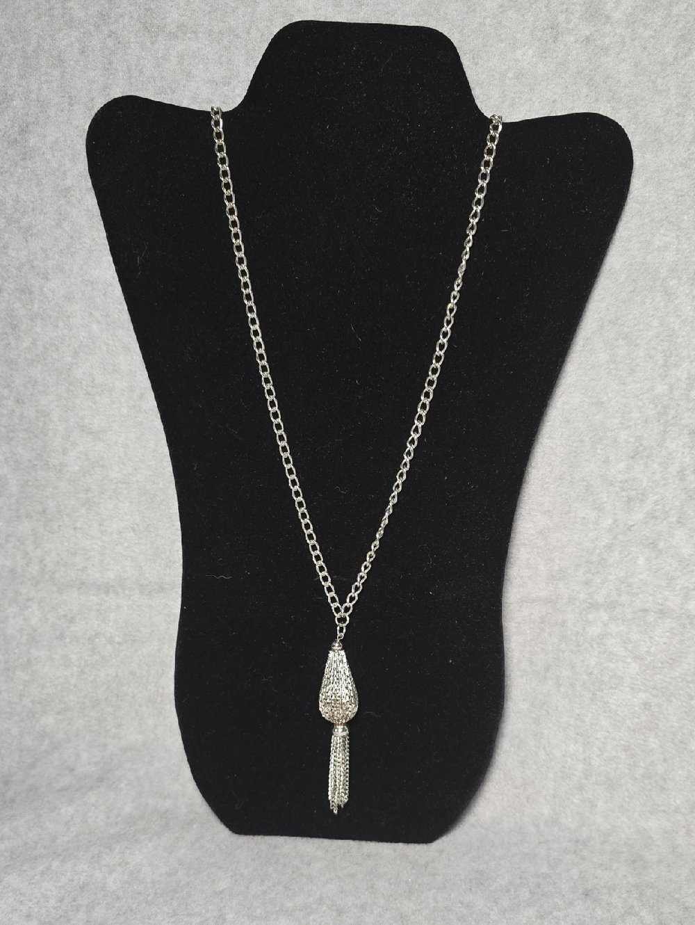 Vintage 1970s Era Sarah Coventry Silver-tone Mesh-covered Tassel  Necklace